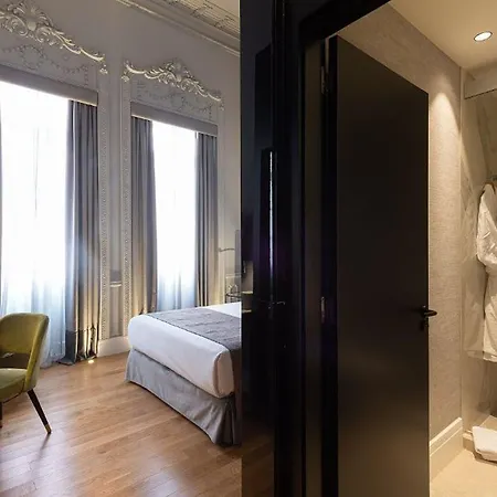 Boutique Cordial Malteses (adults Only) 4*